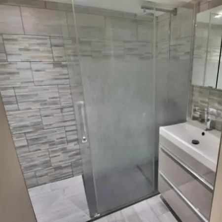 Goya Climatise Et Jardin 2 Nuits Minimum Apartamento Castres (Tarn)