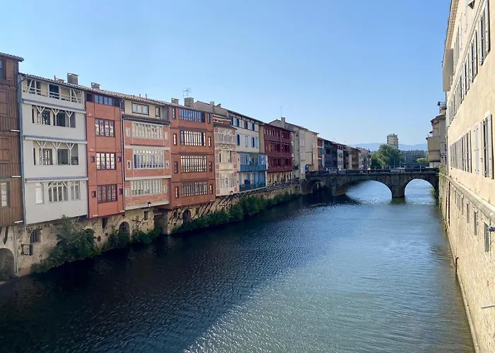 Goya Climatise Et Jardin 2 Nuits Minimum * Καστρ